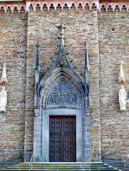 Portal der Pfarrkirche St. Johannes der Täufer, Treis